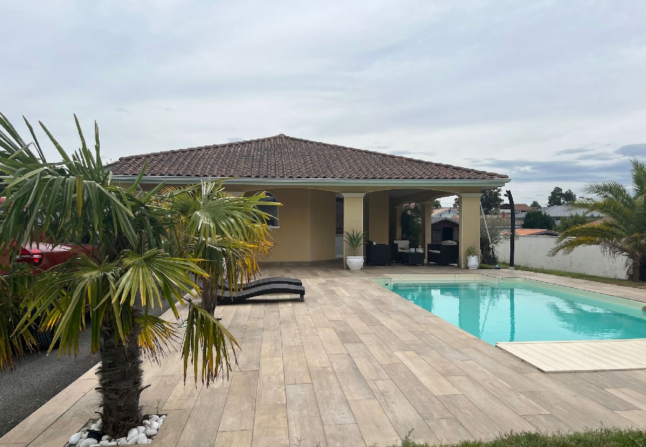 House in Ondres - SEVILLA- Maison avec piscine au calme proche plage