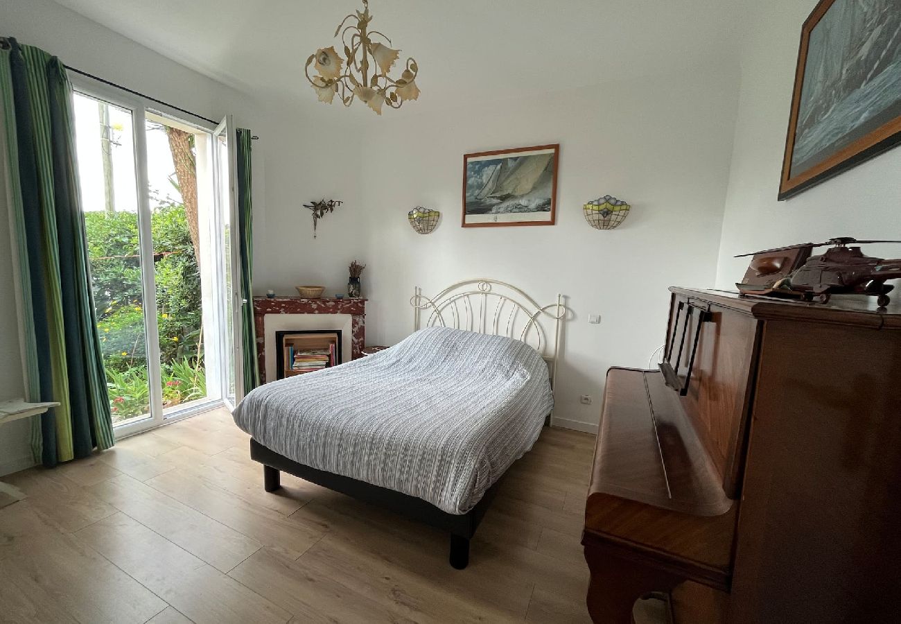 House in Biarritz - MARINE - vue mer et jardin- Côte des basques