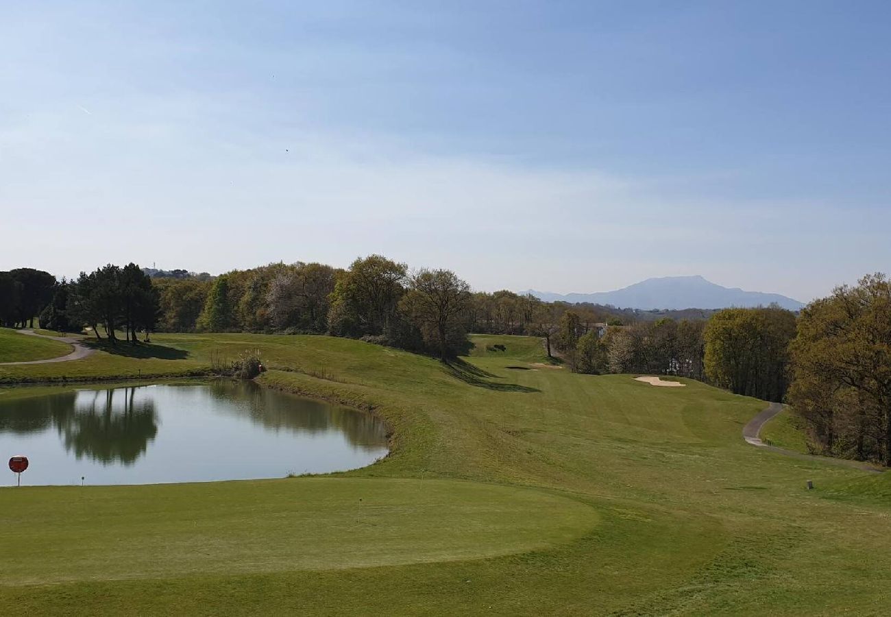 Résidence à Bassussarry - MAKILA - T2 - Golf Piscine