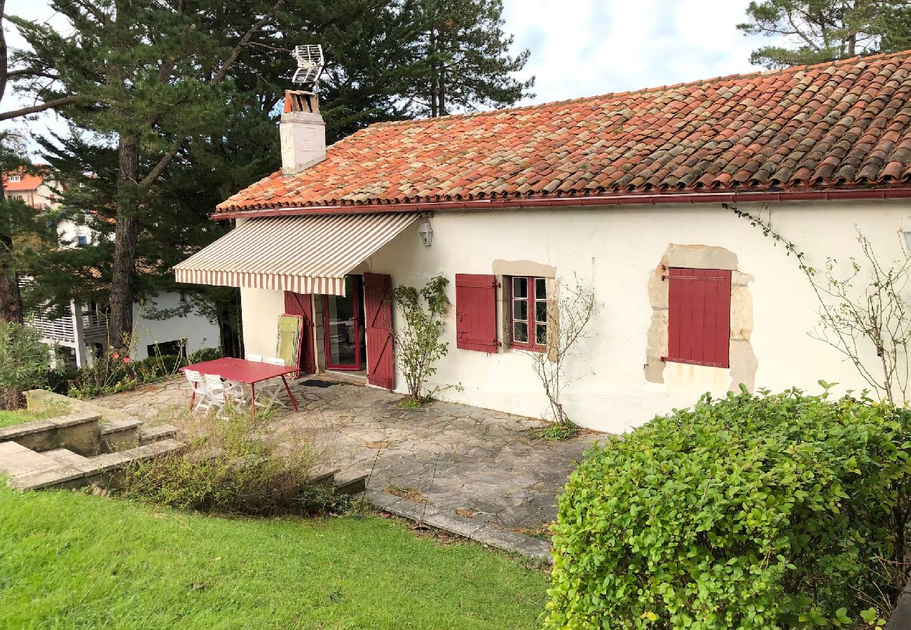 Maison à Guéthary - DOCHENEA- Maison basque