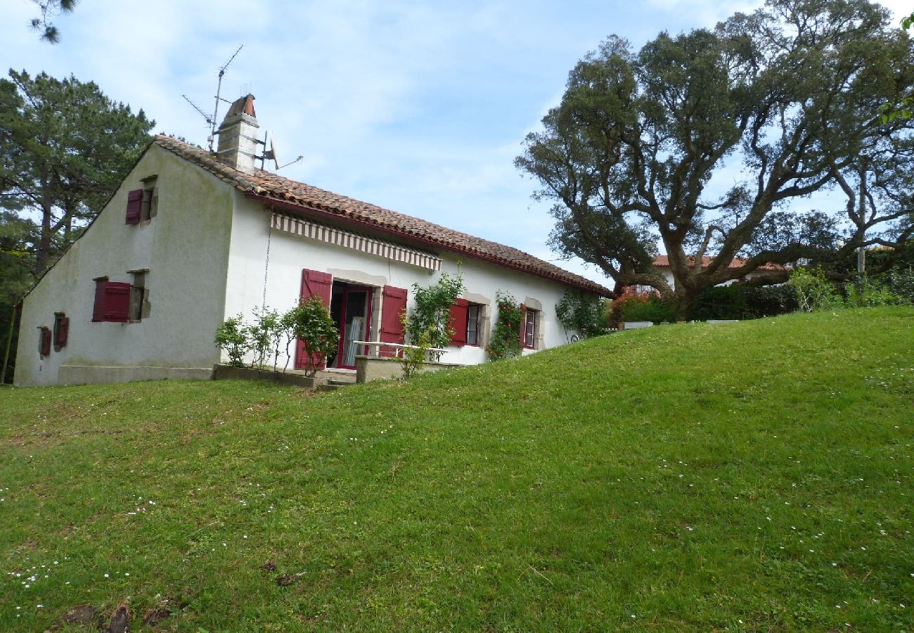 Maison à Guéthary - DOCHENEA- Maison basque