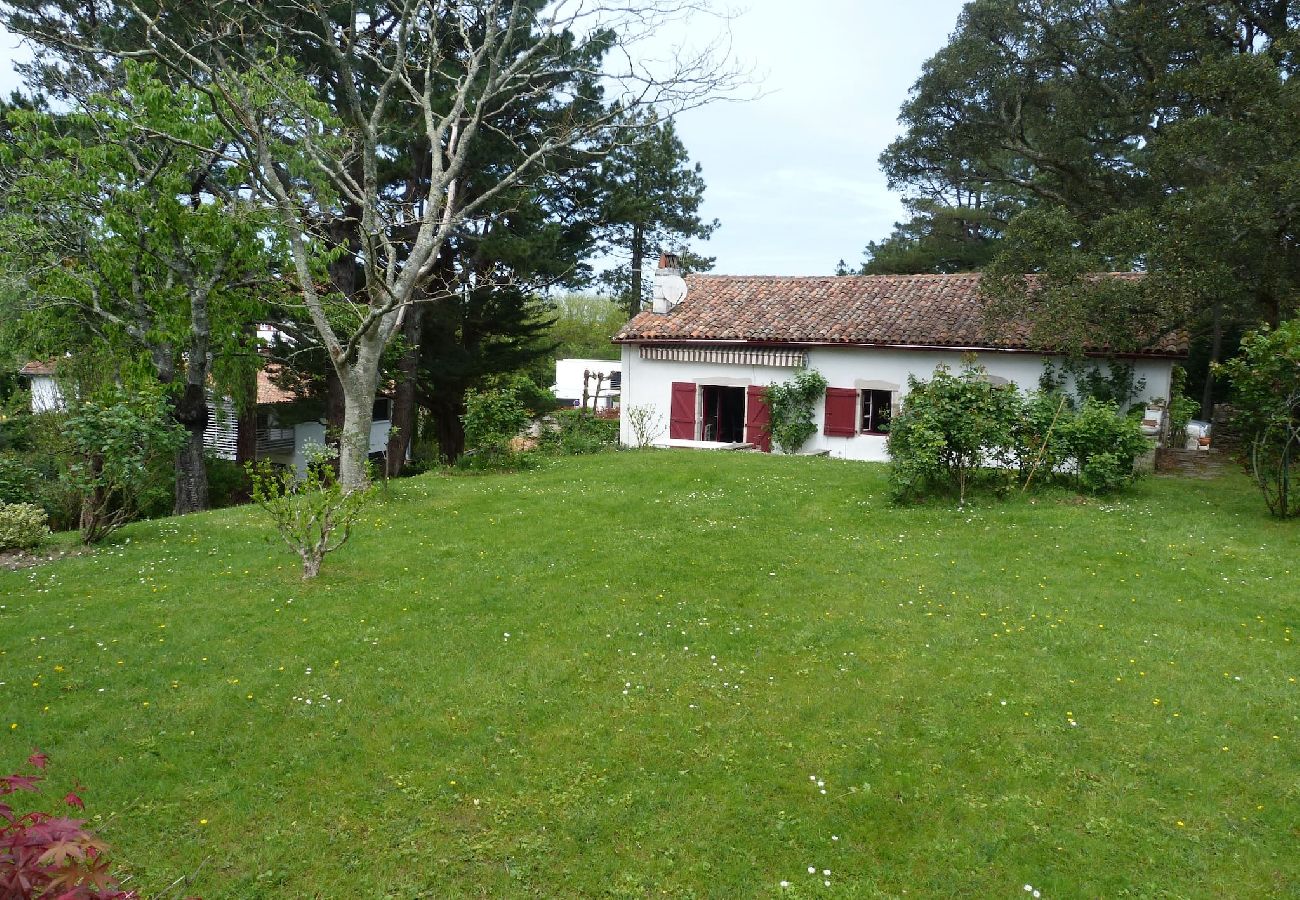 Maison à Guéthary - DOCHENEA- Maison basque