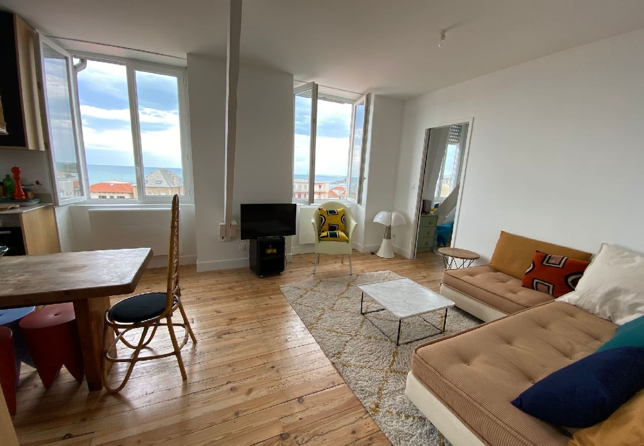 Appartement à Biarritz - ODYSEE DE PI - T3 vue Océan a 180°- Coeur de Btz